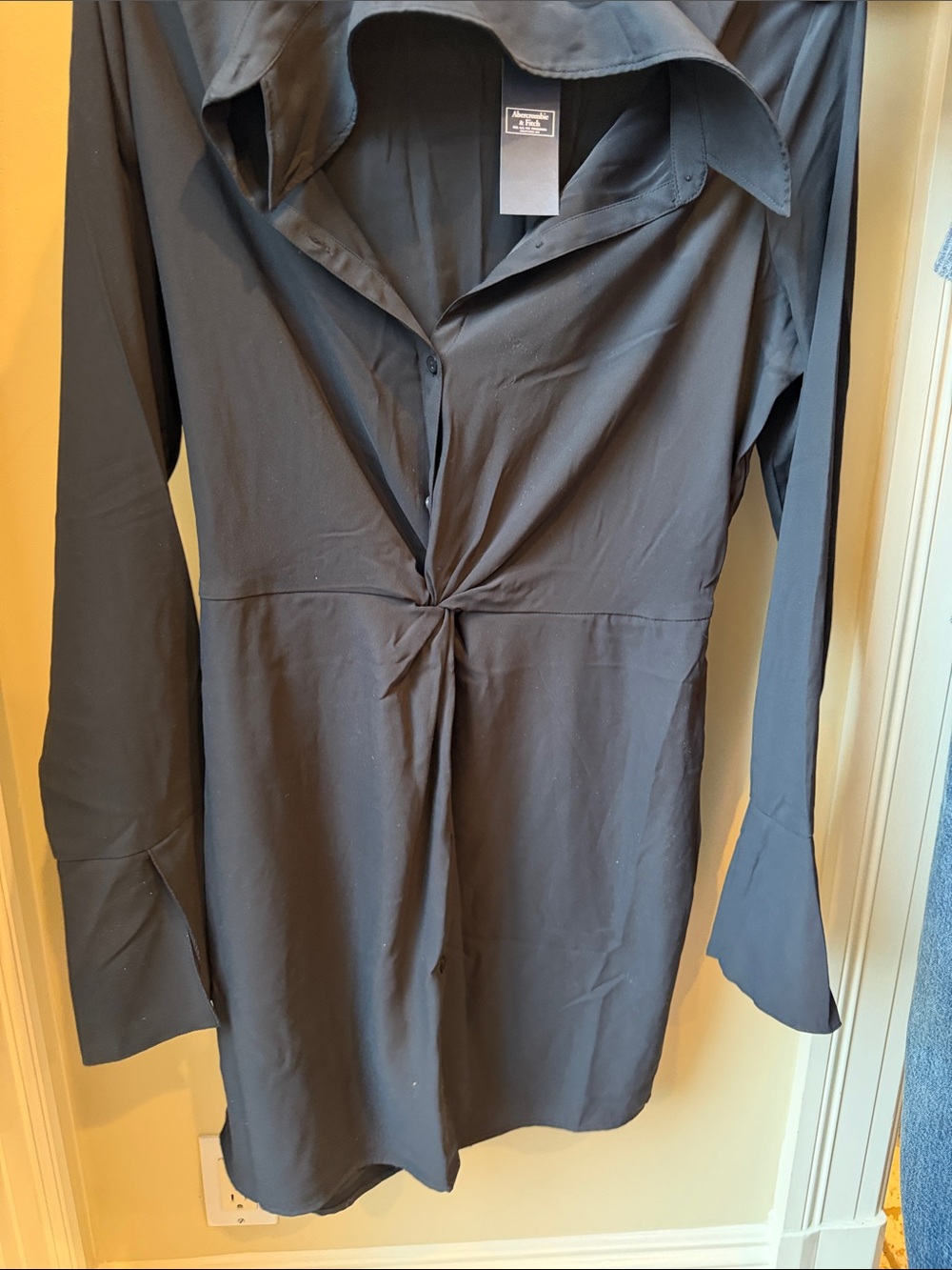 Abercrombie Black Twist-Front Long Sleeve Shirt Dress